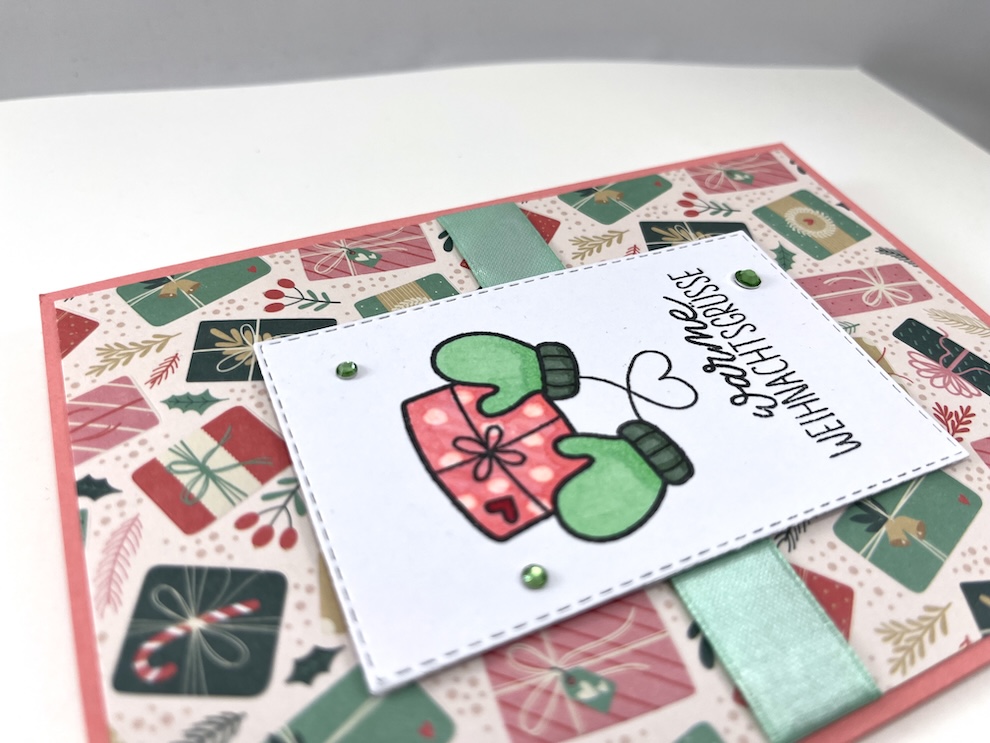 Weihnachtskarte -Handschuhe mit Geschenk- – Bild 4